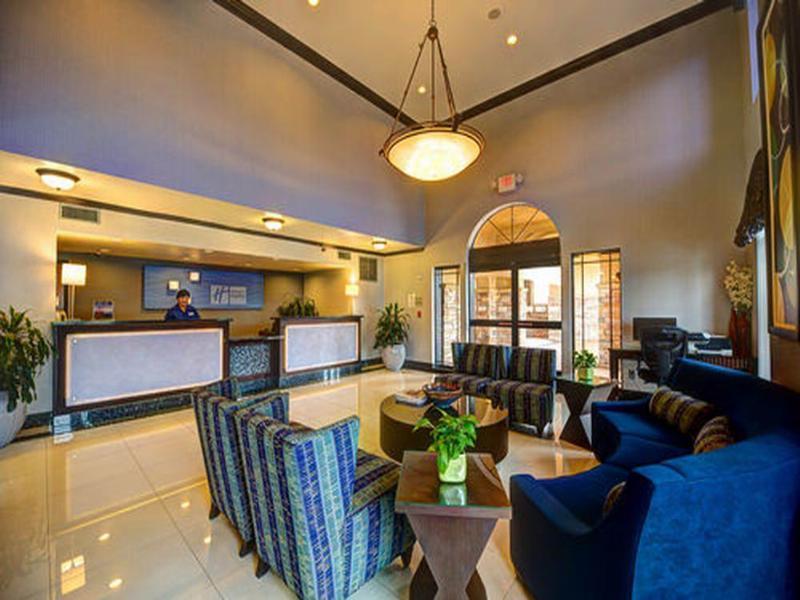 Holiday Inn Express San Diego - Rancho Bernardo, An Ihg Hotel Экстерьер фото