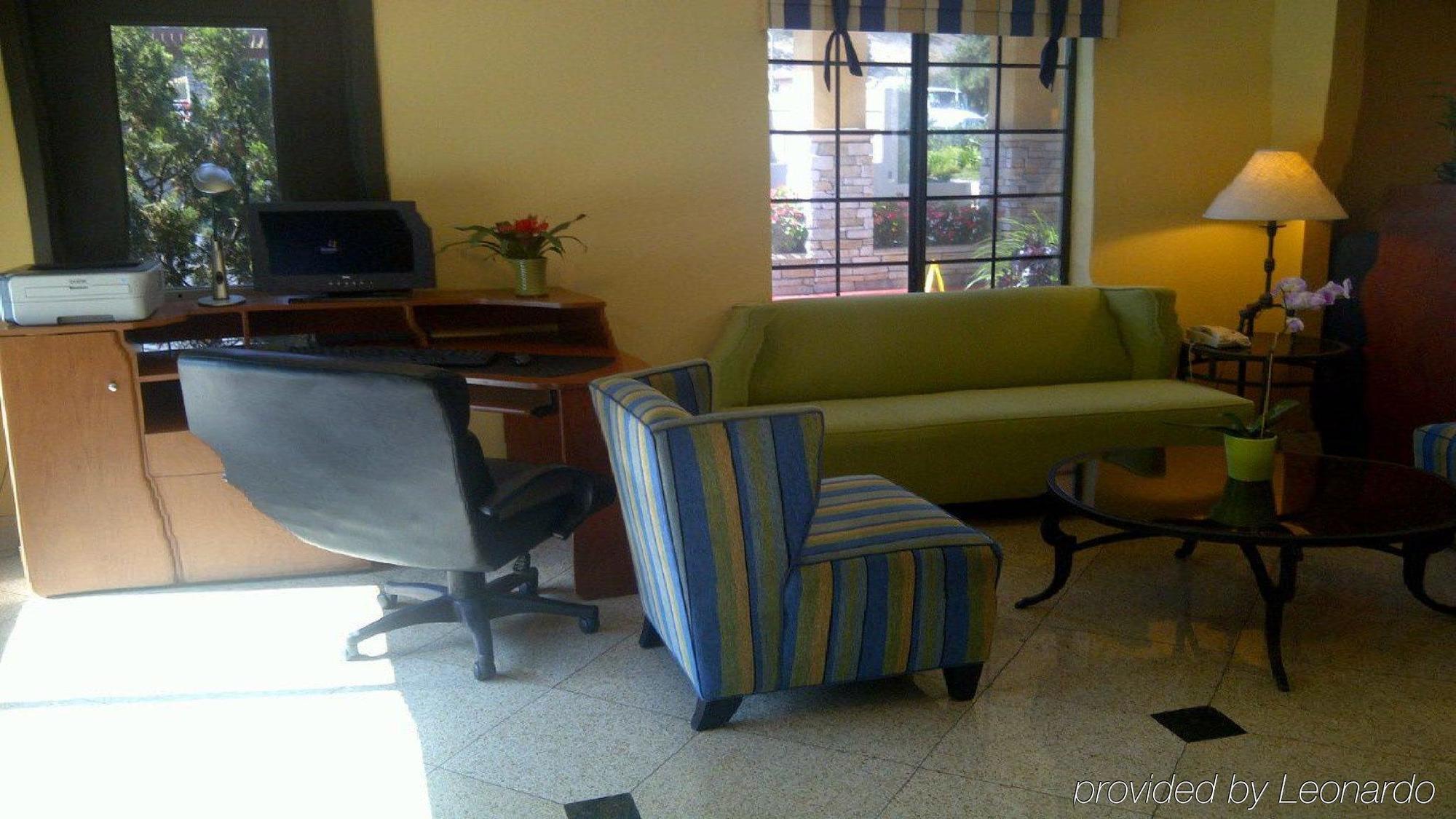 Holiday Inn Express San Diego - Rancho Bernardo, An Ihg Hotel Экстерьер фото